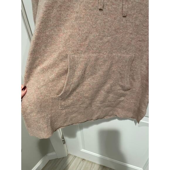 Saks Fifth Avenue Cashmere sweater with hood size medium unicorn nwt - Picture 6 of 9